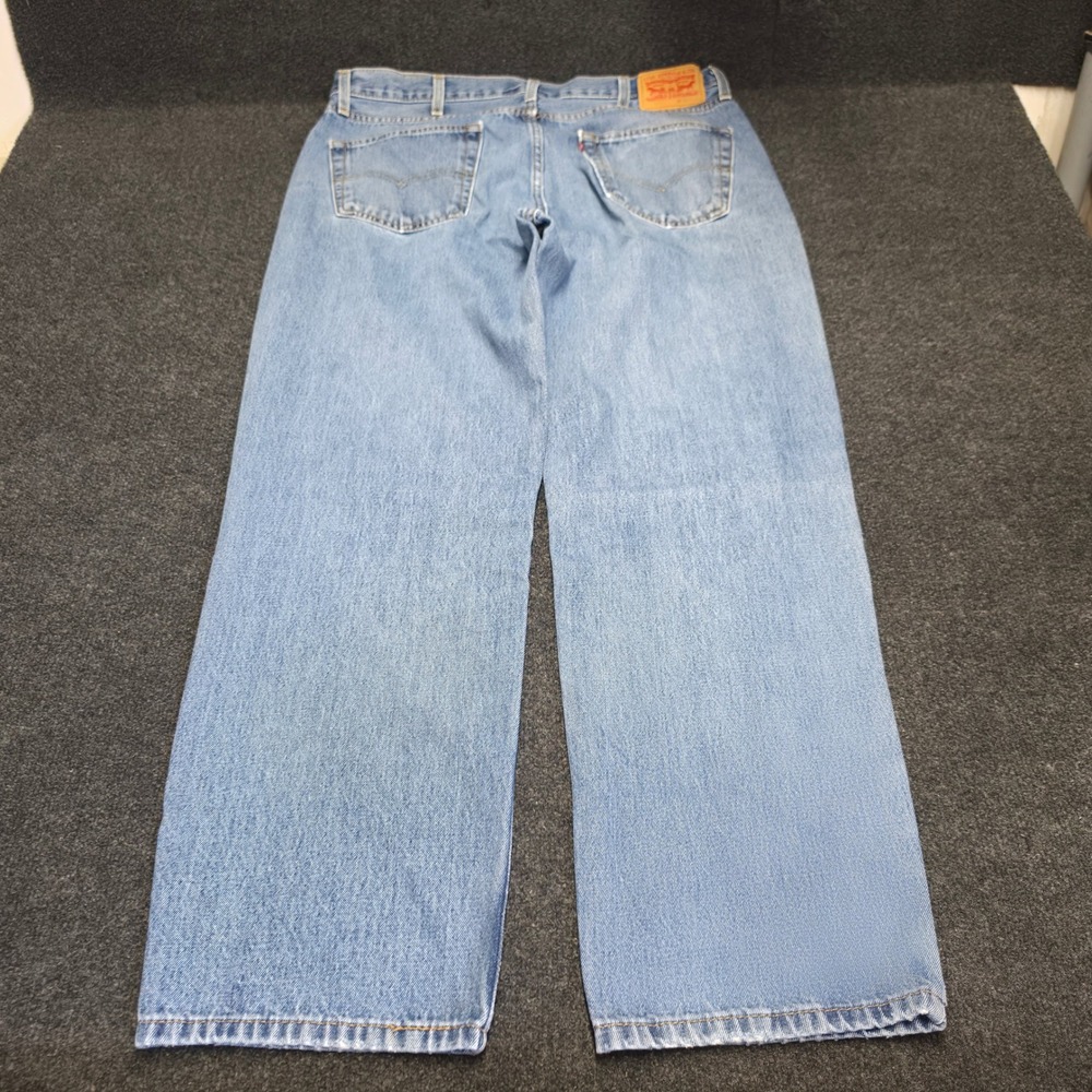 Levis 550 Relaxed Fit Tapered Leg Jeans Mens 38x32 Medium Wash Blue Denim